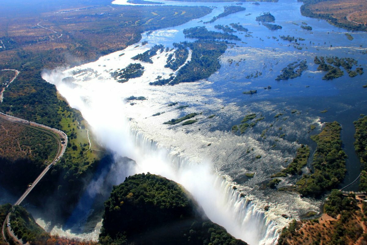 Река замбези фото Водопад Виктория на границе Зимбабве и Замбии. Природа мира. Дзен