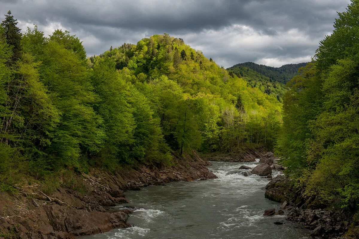 Реки адыгеи фото Где река Киша впадает в реку Белая / Адыгея / Автор: (анатолий Гапоненко)