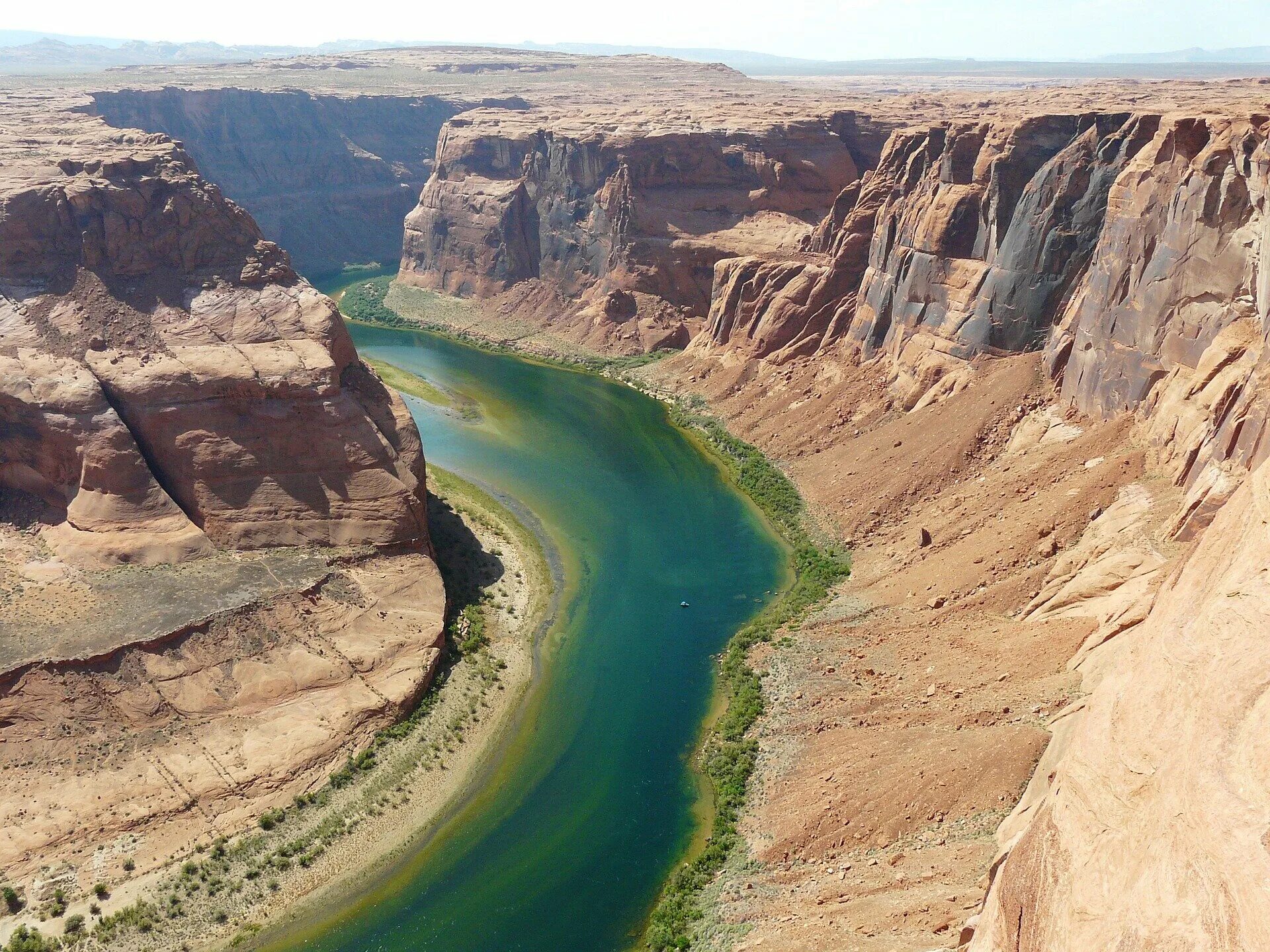 Реки америки фото Tensions grow over lack of a water deal for the shrinking Colorado River