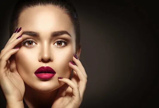 Реклама перманентного макияжа Glam Makeup Зображення - огляд 251,819 Стокові фото, векторні зображення й відео