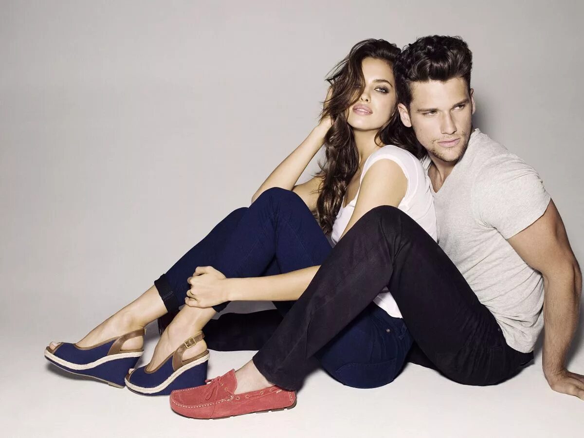 Рекламное фото одежды Irina Shayk & Arthur Sales for XTI Spring Summer 2012 Fashion couple, Girl fashi