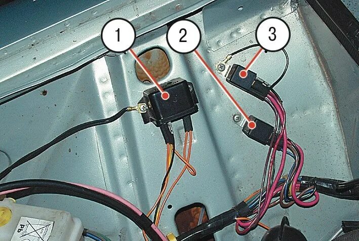 Реле дальнего света 2106 подключение При включении зажигания щелкает реле поворотов ваз 2106 - фото - АвтоМастер Инфо