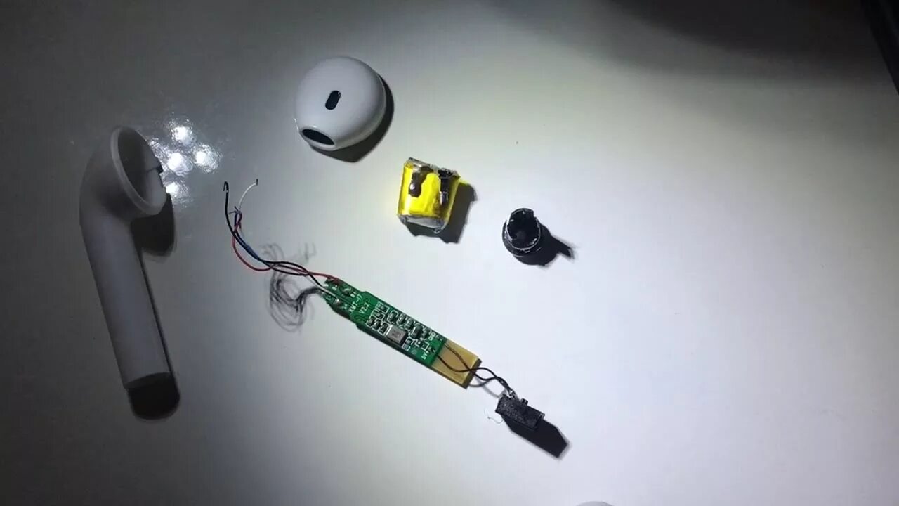 Ремонт беспроводных наушников своими руками Teardown TWS i7S Fake Airpod Style Bluetooth Headset - YouTube