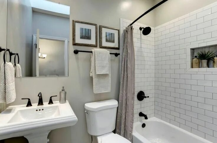 Ремонт бюджетной ванны фото Zillow Learning Center Budget bathroom remodel, Bathroom tile designs, Bathrooms