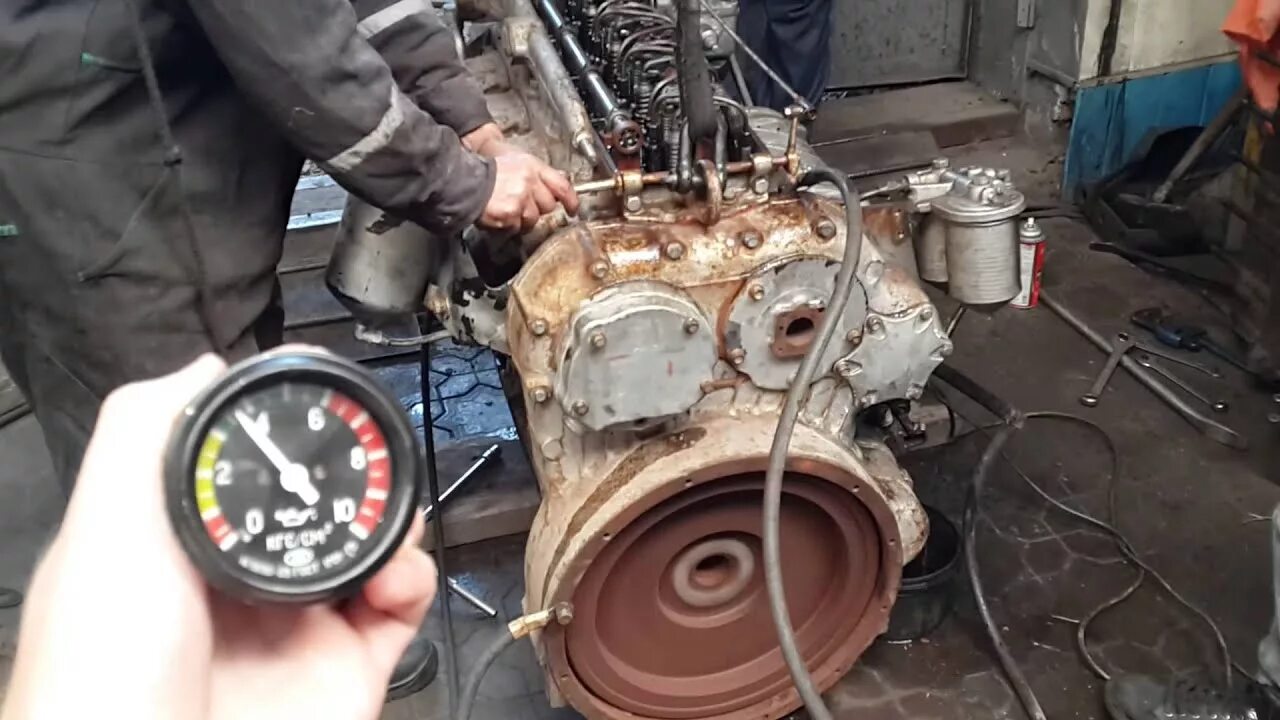 Ремонт дизеля своими руками 2 Russian diesel engine idle after 25 years! Первый запуск дизеля ЯАЗ-204Г после 2