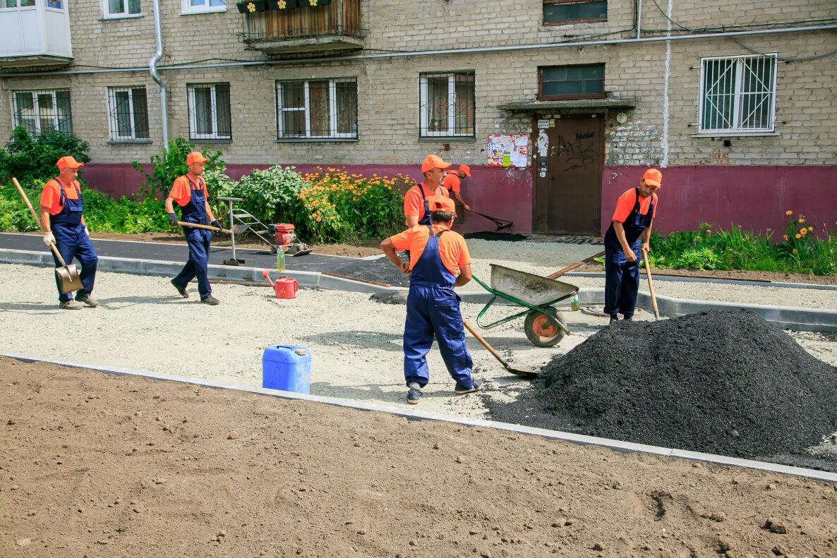 Ремонт дворов фото В апреле в Барнауле приступят к благоустройству 65 дворов по национальному проек