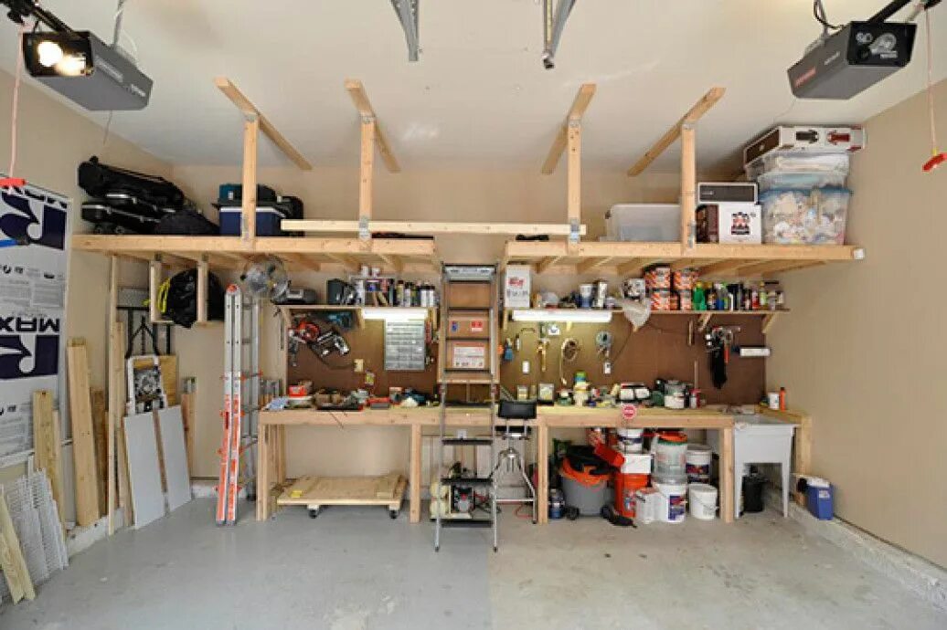 Ремонт гаража своими руками Tips to Create a Simple Garage Workshop Diy garage storage, Loft storage, Overhe