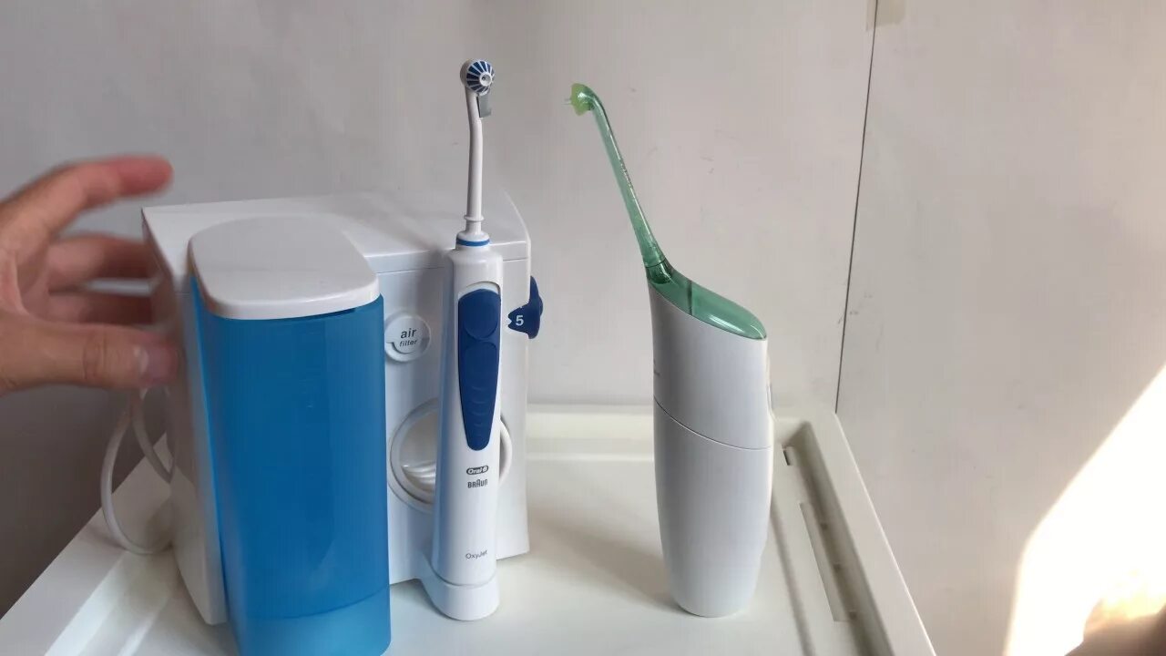 Ремонт ирригатора своими руками review Irrigator Oral-B MD 20 and Philips Sonicare Airfloss HX8211 - YouTube