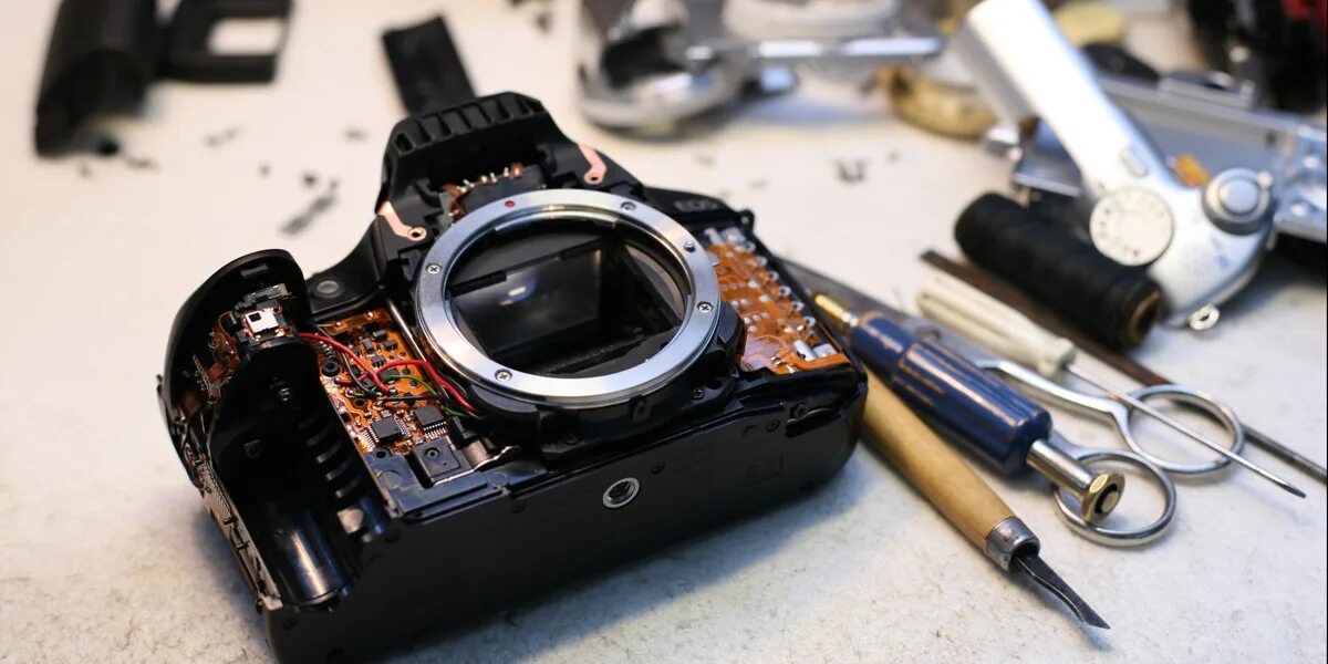 Ремонт камеры своими руками Camera repair - Peter White Photography My camera just broke and needs an urgent