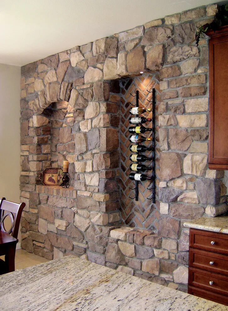 Ремонт камнем фото Italian Villa Stone Wine Wall - Coronado Stone Veneer - Средиземноморский - Винн