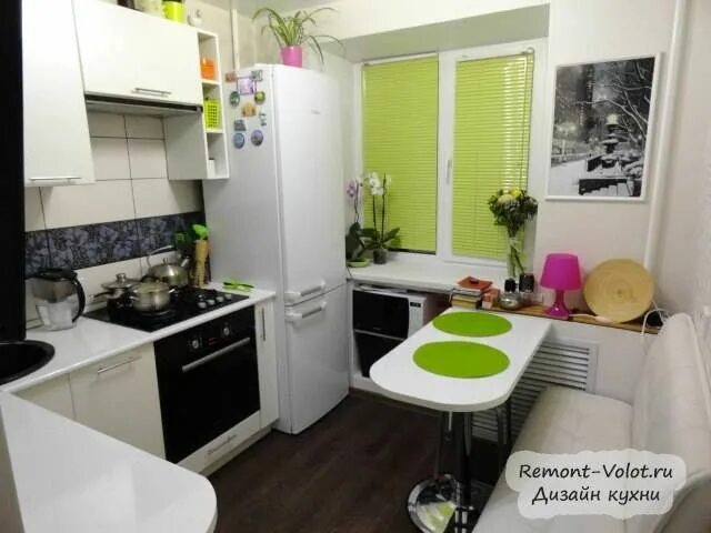 Ремонт кухни в хрущевке 6 фото Дизайн угловой белой кухни 5,7 кв.м (12 фото) Small apartment kitchen, Small con