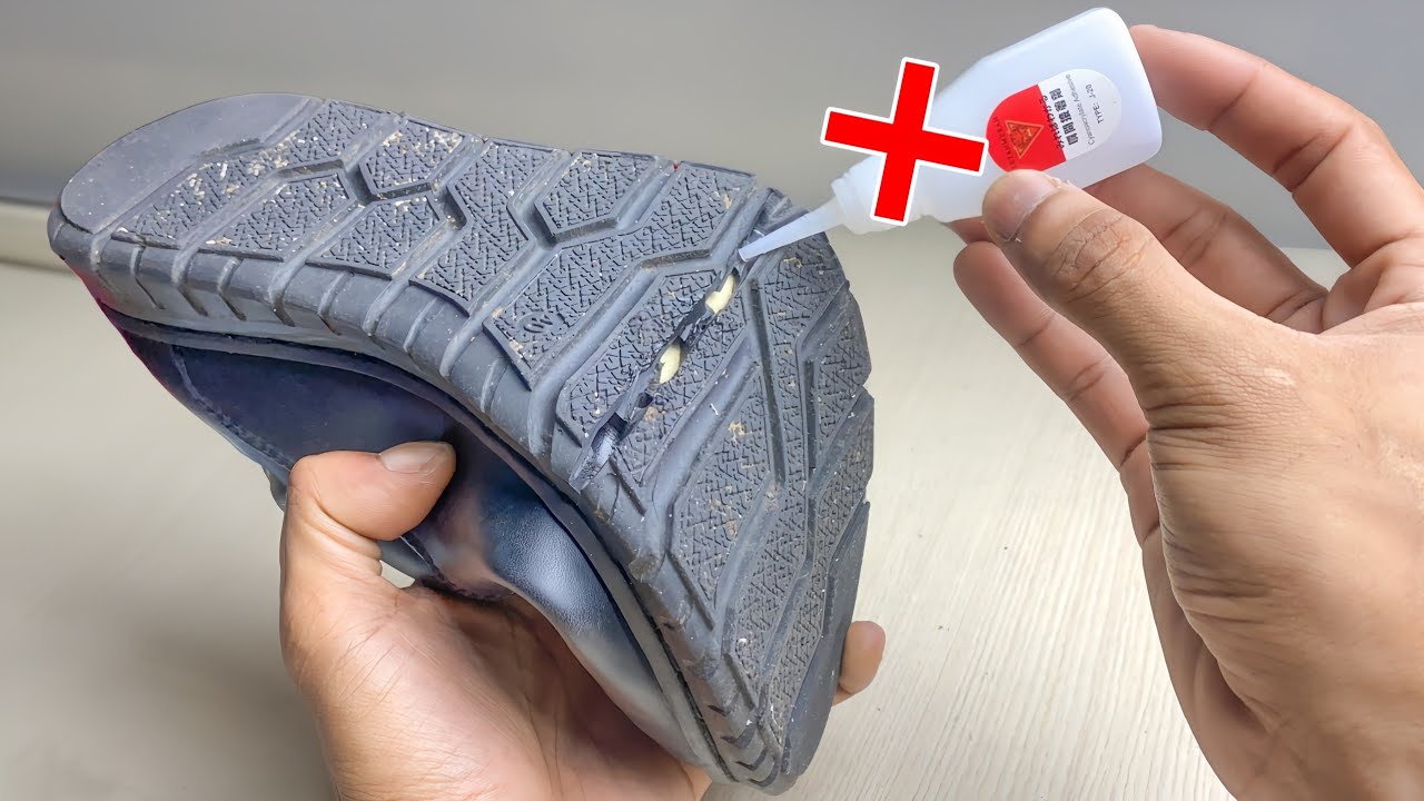 Ремонт подошвы обуви своими Ingenious method of repairing broken shoes - YouTube