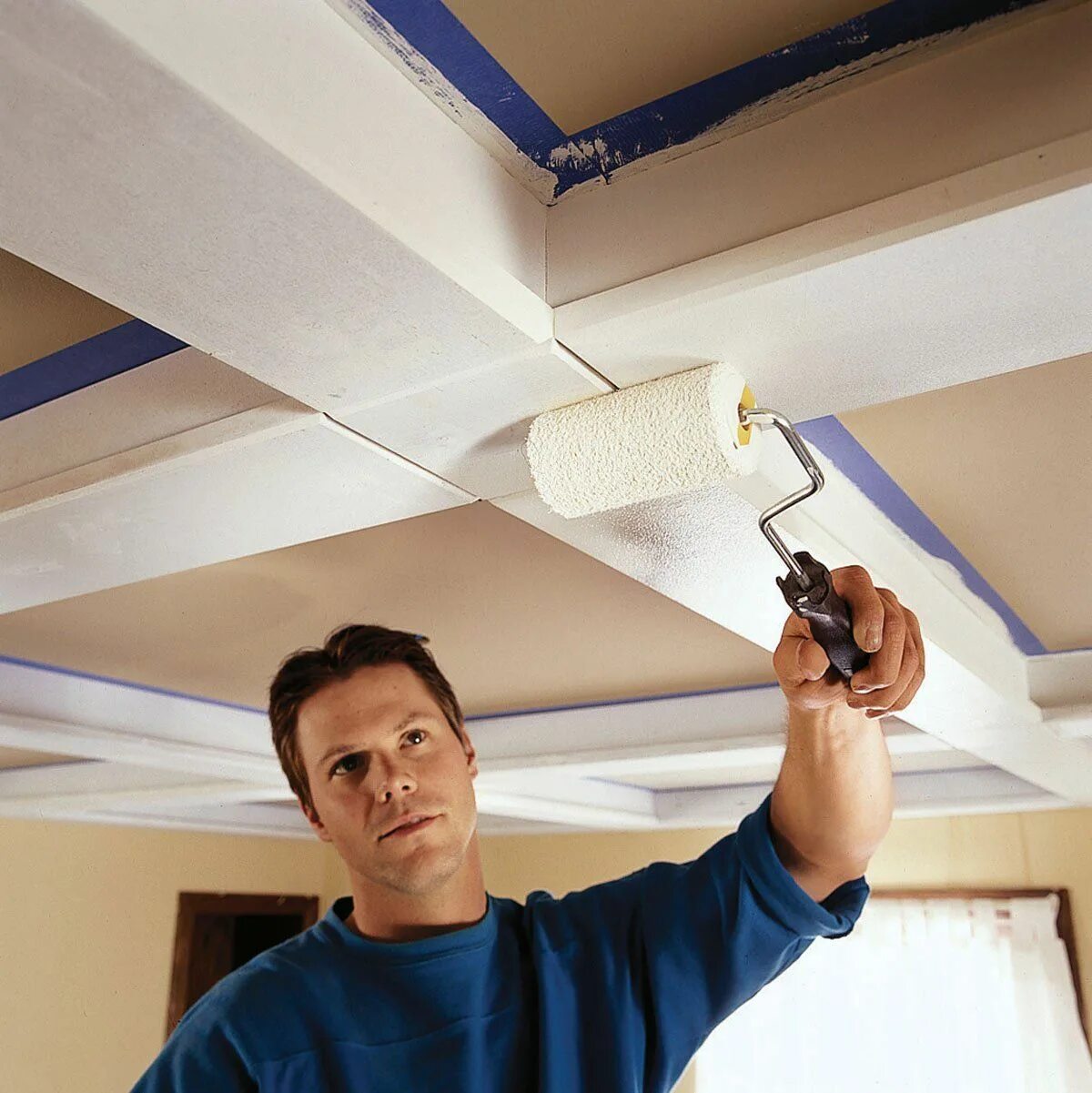 Ремонт потолка своими руками Ceiling Panels: How to Install a Beam and Panel Ceiling Coffered ceiling design,