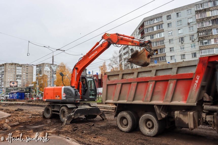 Ремонт смоленск фото На улице Рыленкова ведут ремонт трамвайных переездов на третьем участке. Новости