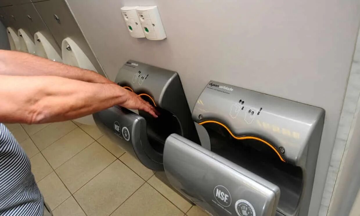 Ремонт сушилки для рук своими руками Dyson Airblades или бумажные полотенца?