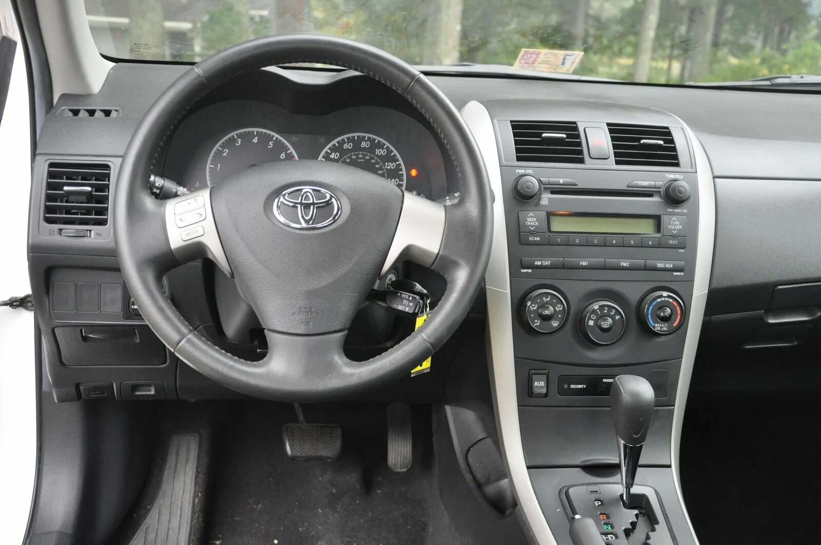 Ремонт тойоты короллы своими руками 2009 Toyota Corolla - Interior Pictures - CarGurus Toyota corolla, Used toyota c