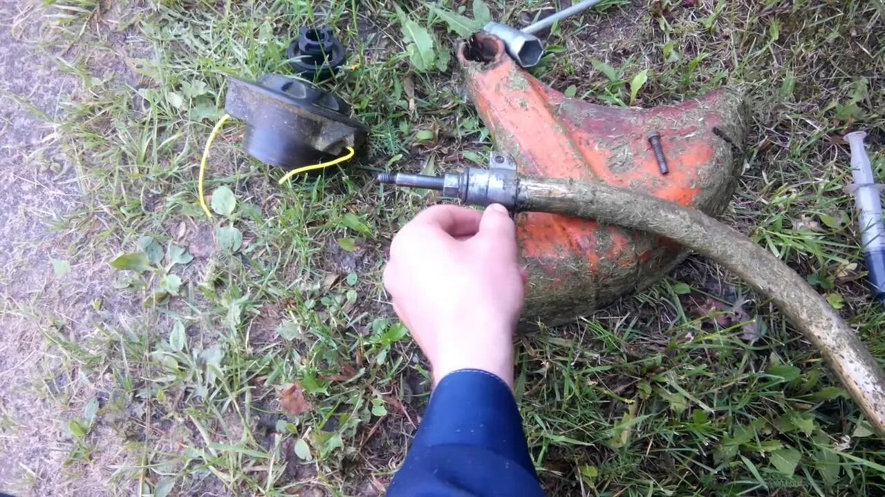 Ремонт триммера своими руками видео Как смазать редуктор триммера Stihl