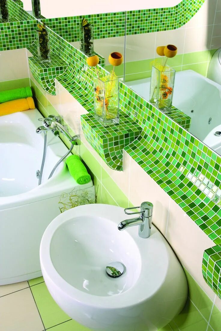 Ремонт ванной комнаты своими руками интересные Bathroom interior with faucets. Please, visit our website to see all bathroom fi