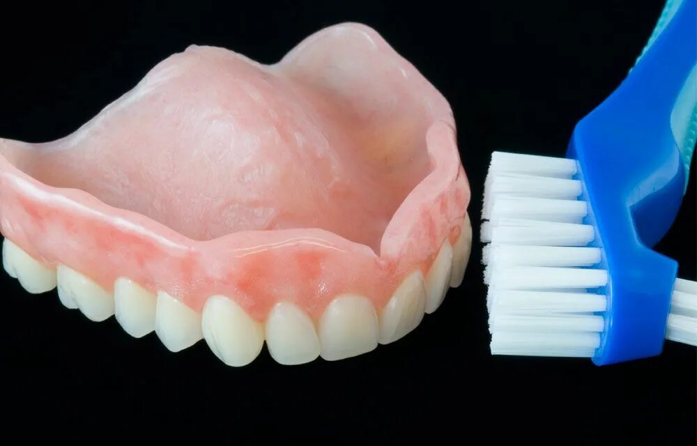 Ремонт зубного протеза своими Denture Cleaning Hacks Keep Your Smile Sparkling