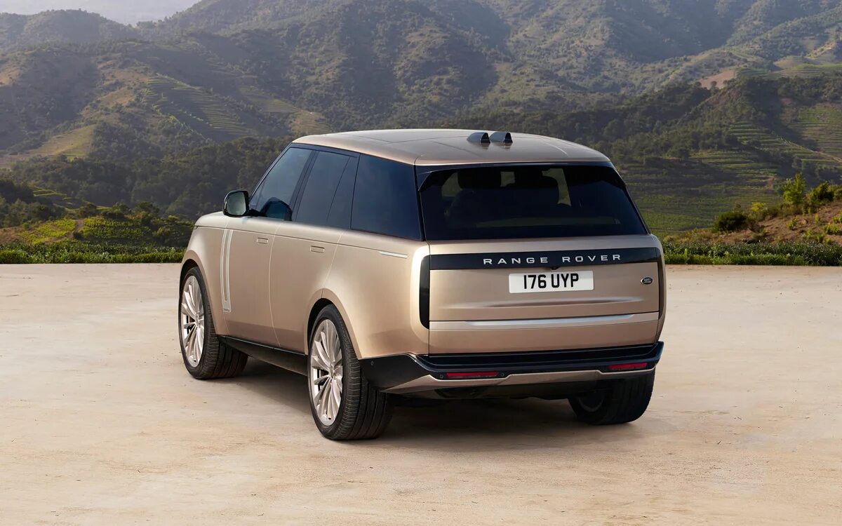 Рендж ровер спорт 2024 фото Первый обзор нового Range Rover 2022 в России. Видео :: Autonews