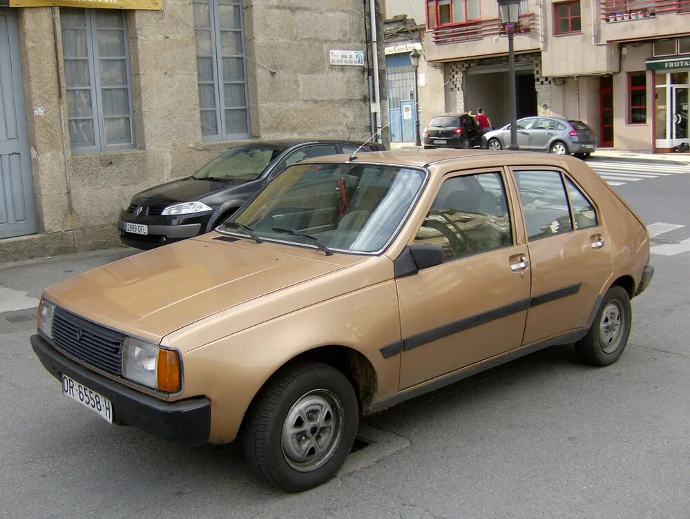 Рено 14 фото Renault 14 1 поколение рестайлинг хетчбэк