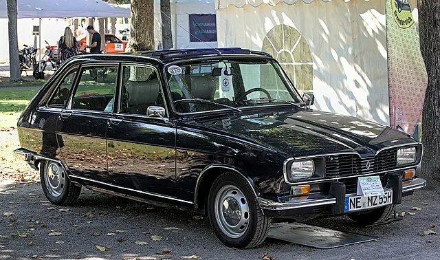 Рено 16 тс фото Datei:Renault 16 TS (1976) Classic-Gala 2021 1X7A0287.jpg - Wikipedia