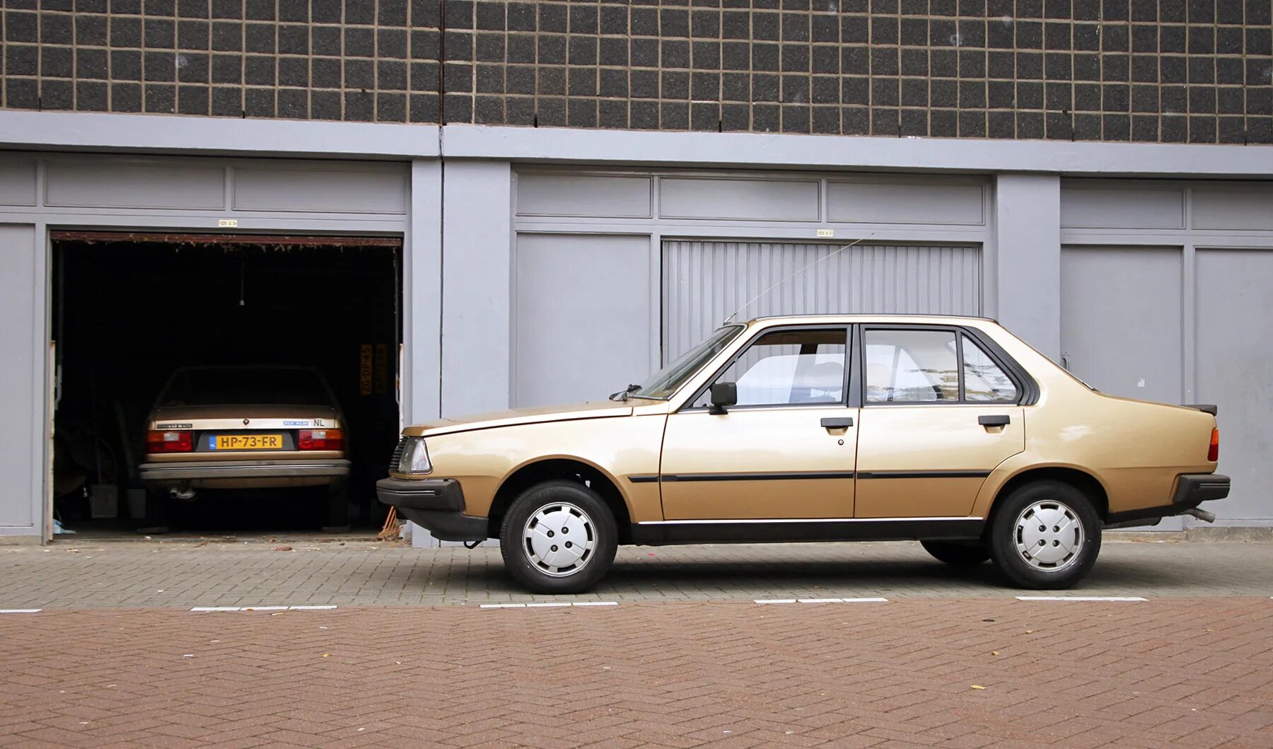 Рено 18 фото Bestand:Renault 18 GTL from 1982 and 1984.jpg - Wikipedia