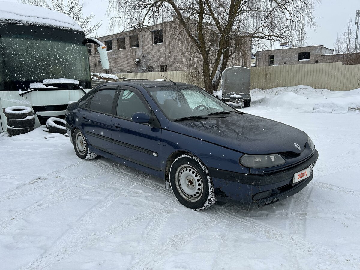 Рено 1997 фото Купить б/у Renault Laguna I 2.0 MT (113 л.с.) бензин механика в Великом Новгород