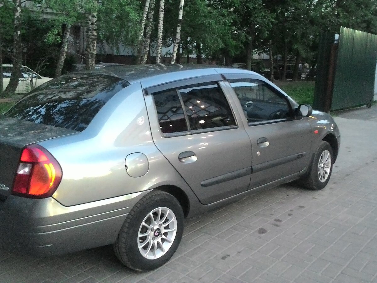 Рено 2001 года фото Купить б/у Renault Clio II 1.4 MT (75 л.с.) бензин механика в Смоленске: серый Р