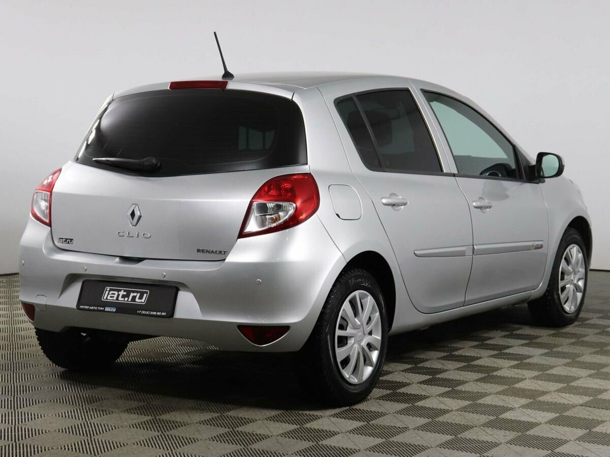 Рено 2010 фото Купить б/у Renault Clio III Рестайлинг 1.2 MT (101 л.с.) бензин механика в Санкт