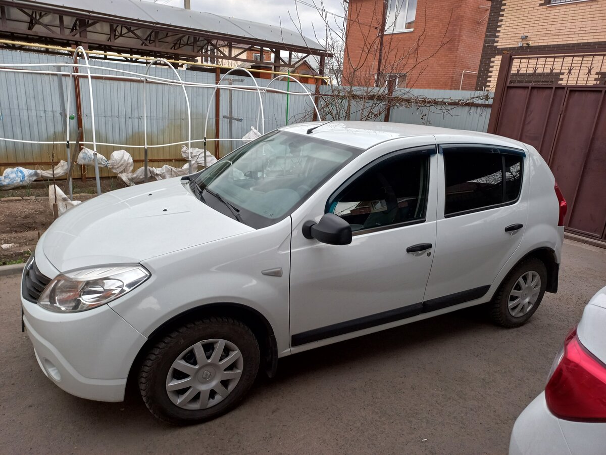 Рено 2012 года фото Купить б/у Renault Sandero I 1.4 MT (75 л.с.) бензин механика в Ростове-на-Дону: