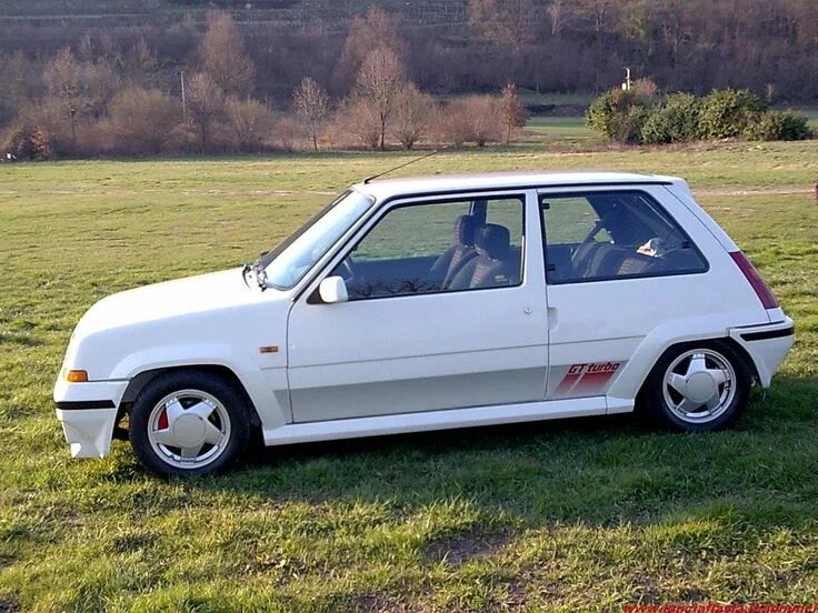 Рено 5 тюнинг Pin su Renault 5 GT Turbo Anni 80