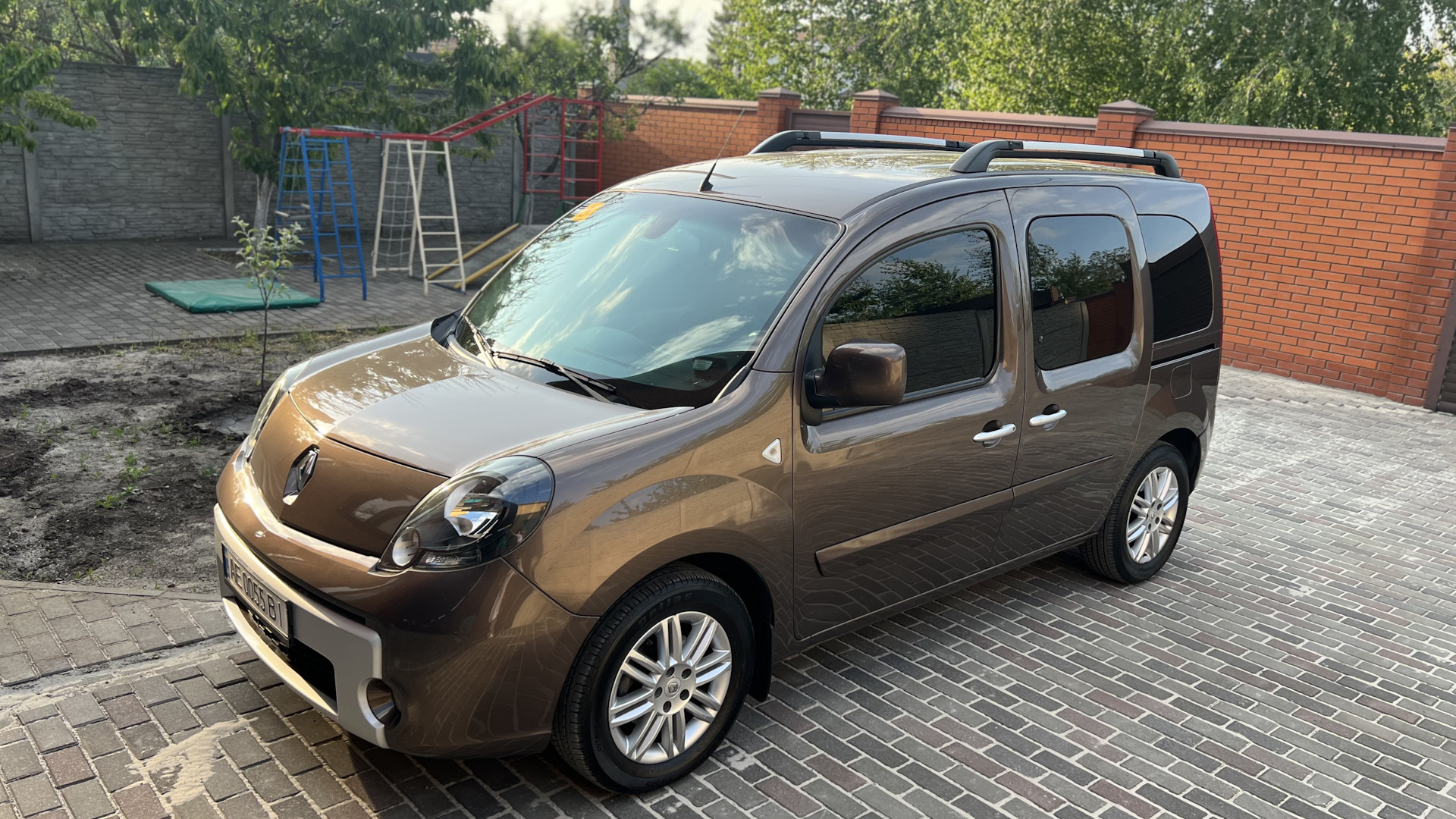 Рено 7 фото Renault Kangoo (2G) 1.5 дизельный 2012 81 kW на DRIVE2