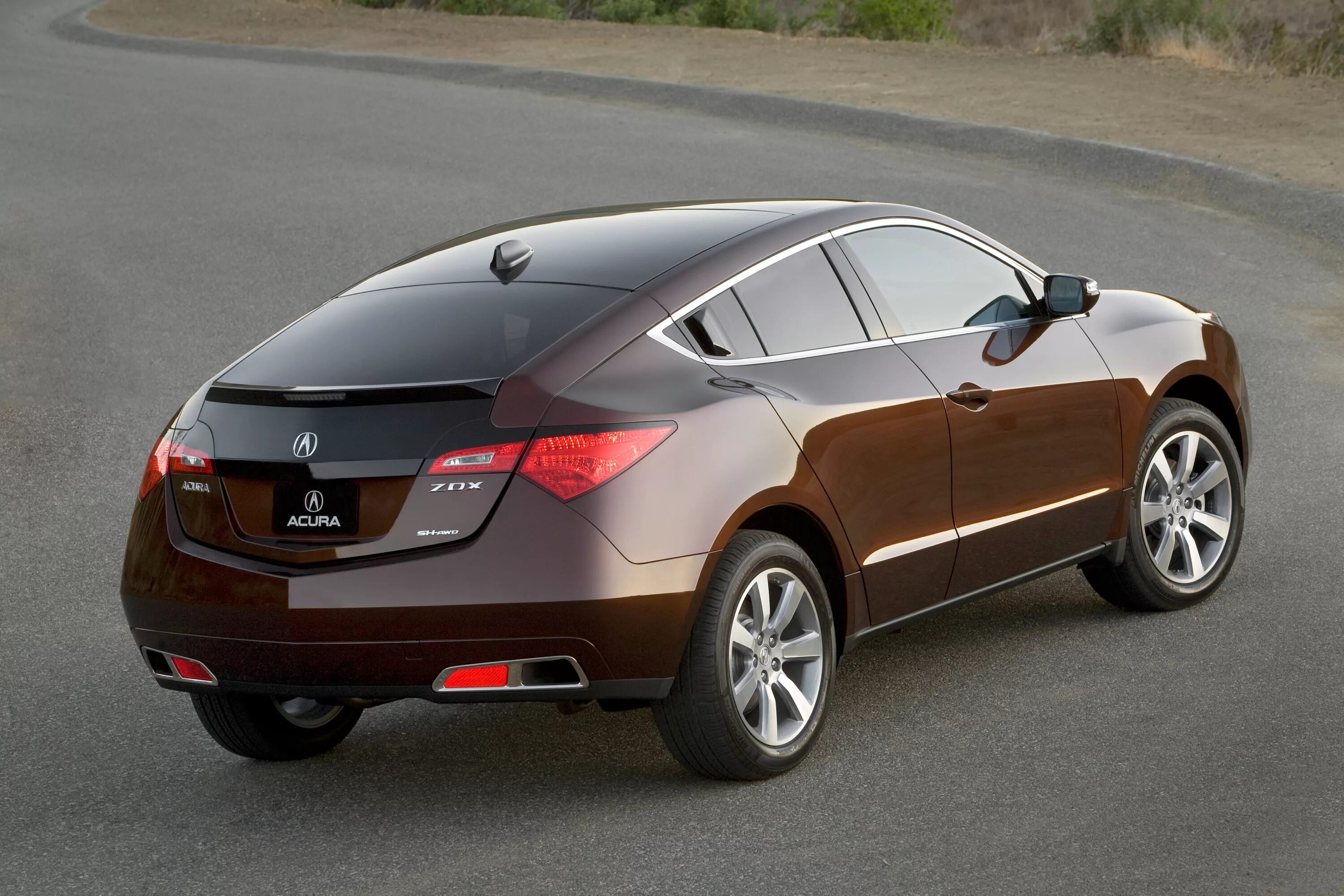 Рено акура фото All-New 2010 Acura ZDX Four-Door Sports Coupe