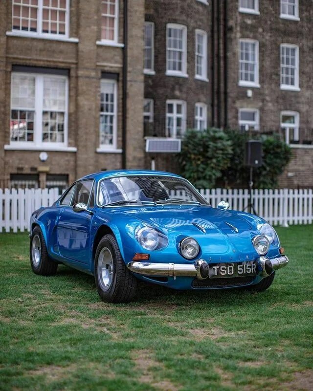 Рено альпина фото Renault Alpine A110. - carporn Renault alpine, Renault, Automotive design