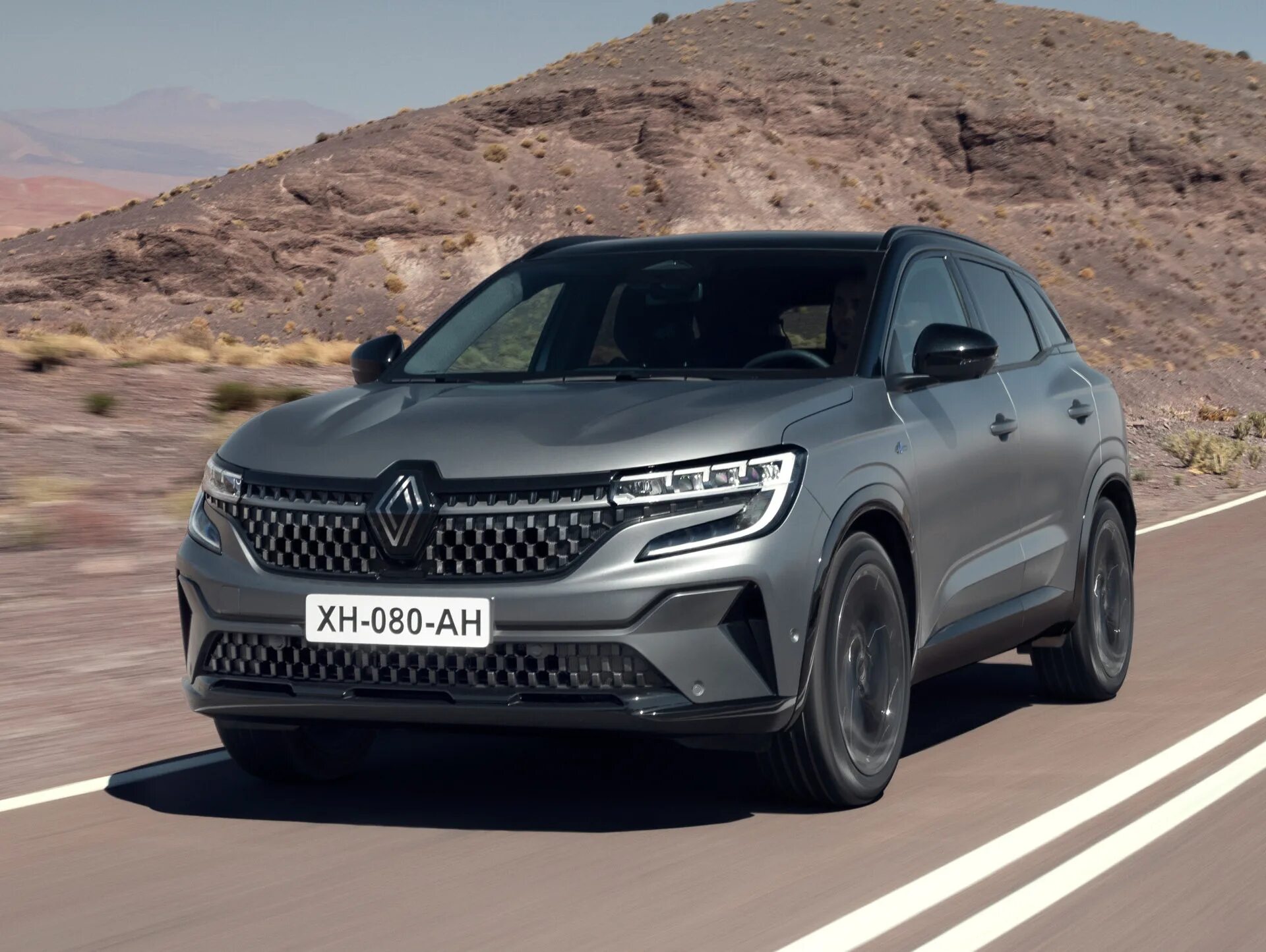 Рено астрал цена комплектация фото 2023 Renault Austral попробует сразиться с лидерами класса компактных кроссоверо