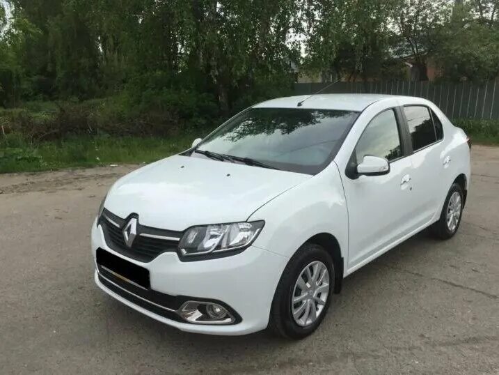 Рено белый фото Купить б/у Renault Logan II Рестайлинг 1.6 MT (82 л.с.) бензин механика в Сарато