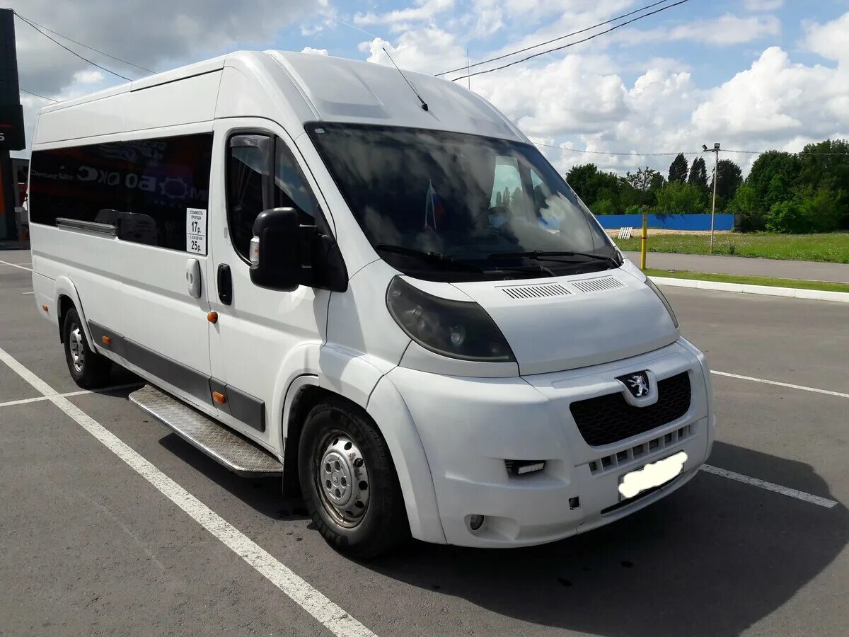 Рено боксер фото Купить б/у Peugeot Boxer дизель механика в Воронеже: белый микроавтобус 2011 год