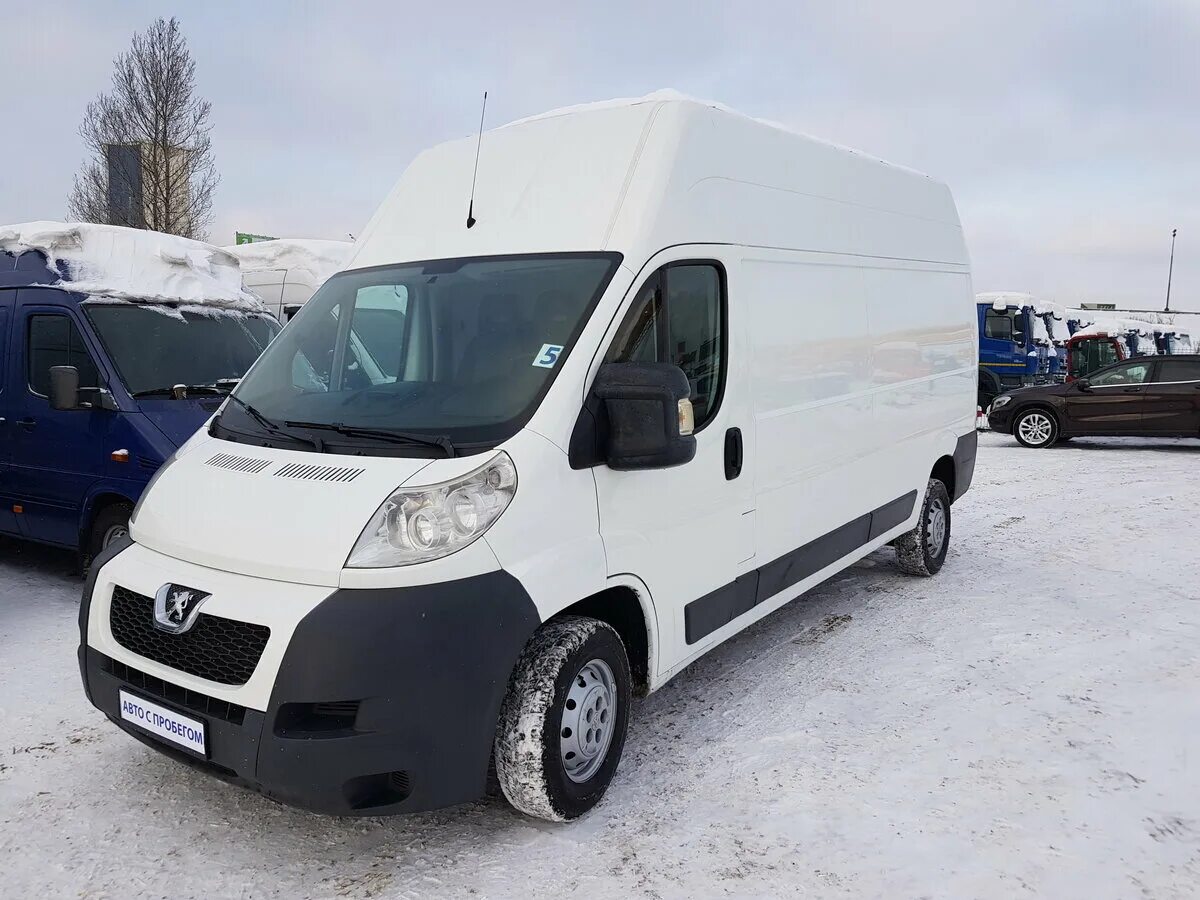 Рено боксер фото Купить б/у Peugeot Boxer дизель механика в Москве: белый цельнометаллический фур