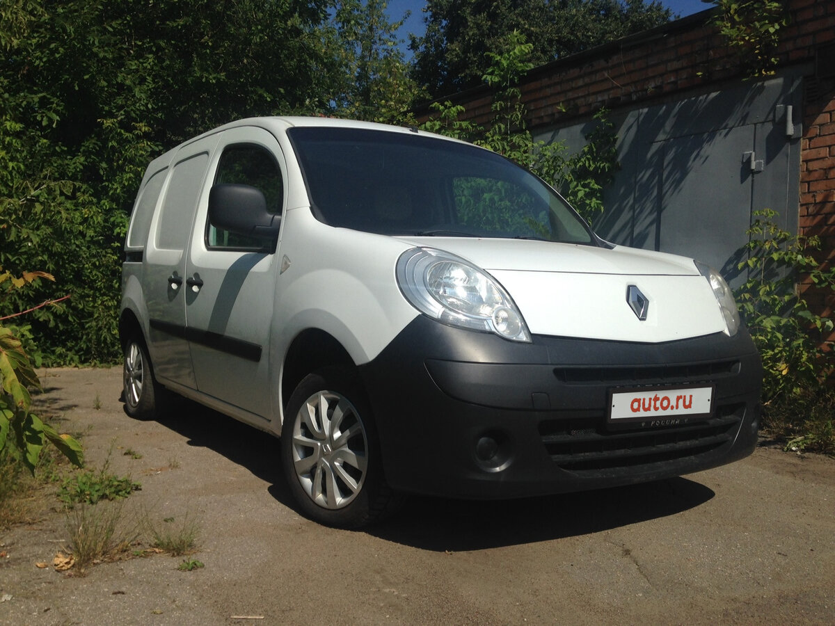 Рено бу фото Купить б/у Renault Kangoo II 1.6 MT (84 л.с.) бензин механика в Чехове: белый Ре