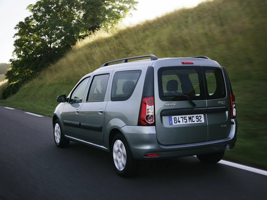 Рено dacia фото Dacia Logan MCV рестайлинг 2009, 2010, 2011, 2012, 2013, универсал, 1 поколение 