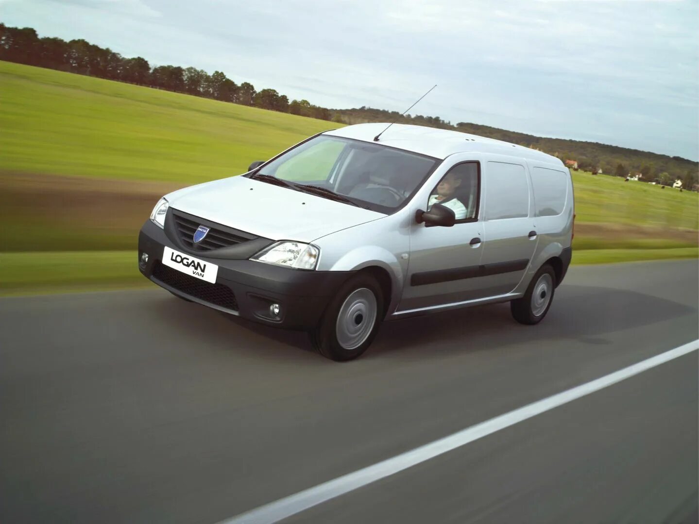 Рено dacia фото DACIA Logan Van