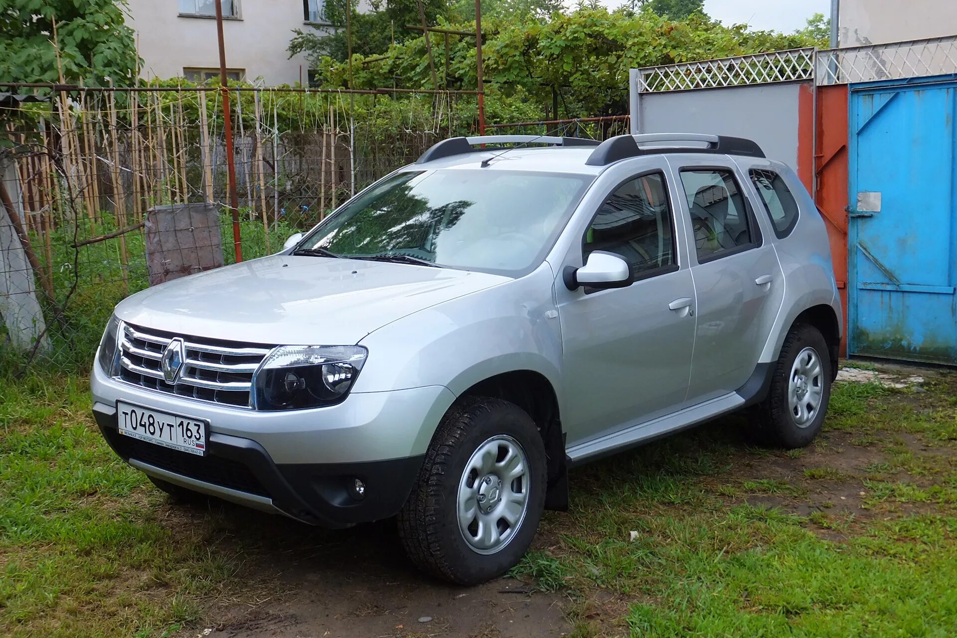 Рено дастер 1 фото Задумался о замене на рестайл 2016 года с АКПП. Стоит ли? - Renault Duster (1G),