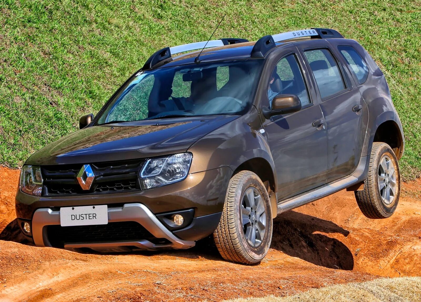 Рено дастер 1 фото Renault марка duster