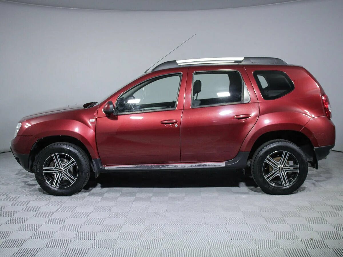 Рено дастер 2012 фото Купить б/у Renault Duster I 2.0 AT (135 л.с.) бензин автомат в Москве: красный Р