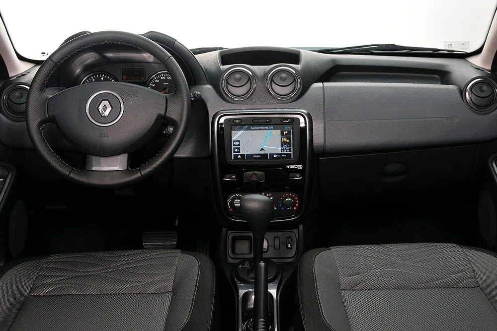 Renault Duster (1G) 1.6 бензиновый 2012 Красный Тореадор 1.6 на DRIVE2