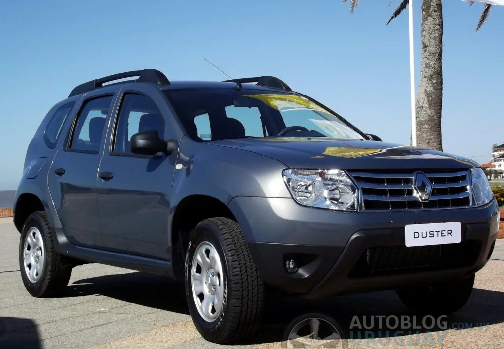 Рено дастер 2014 фото View of Renault Duster 1.6 105hp 2WD MT. Photos, video, features and tuning. gr8