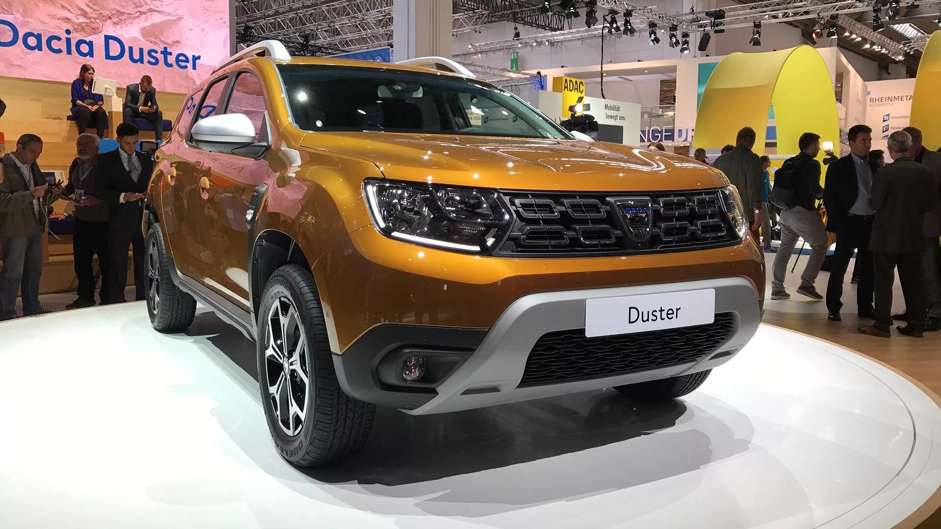 Рено дастер 2022 в новом кузове фото The New Dacia Duster Looks Like A Cut-Price Qashqai