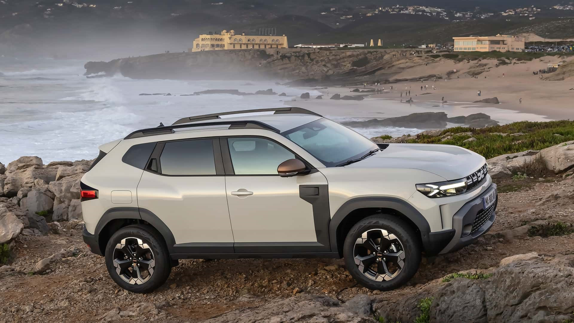 Рено дастер 2024 в новом кузове фото Снимаю фонари, уплотнители, клею пленку - Renault Duster (2G), 1,5 л, 2020 года 