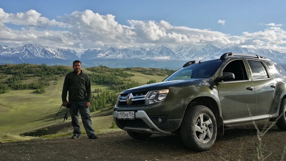 Рено дастер дизель фото Горный Алтай. На холмах перед Кураем - Renault Duster (1G), 2 л, 2015 года фотог